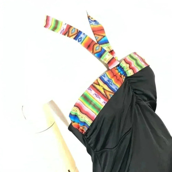 ASOS  swim top - Picture 2 of 7